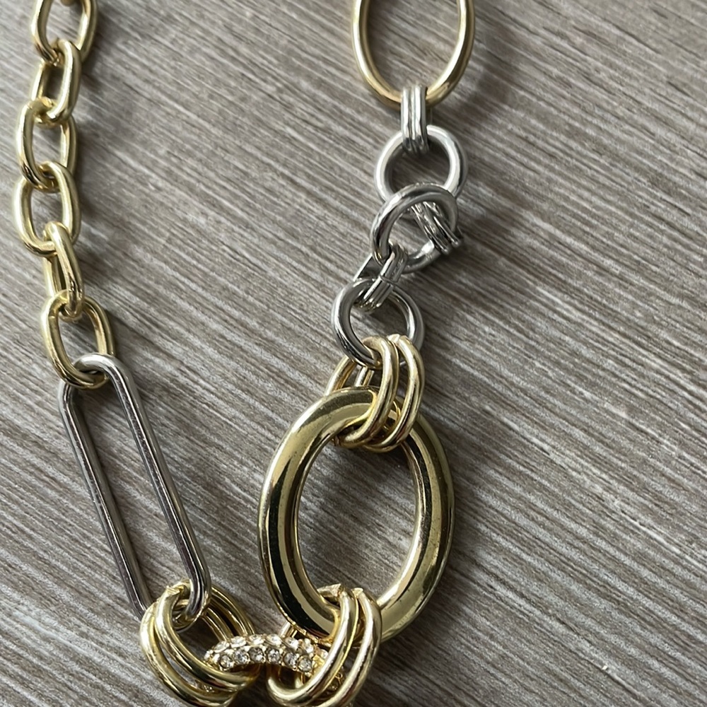 Multi Color Necklace - Picture 2 of 2